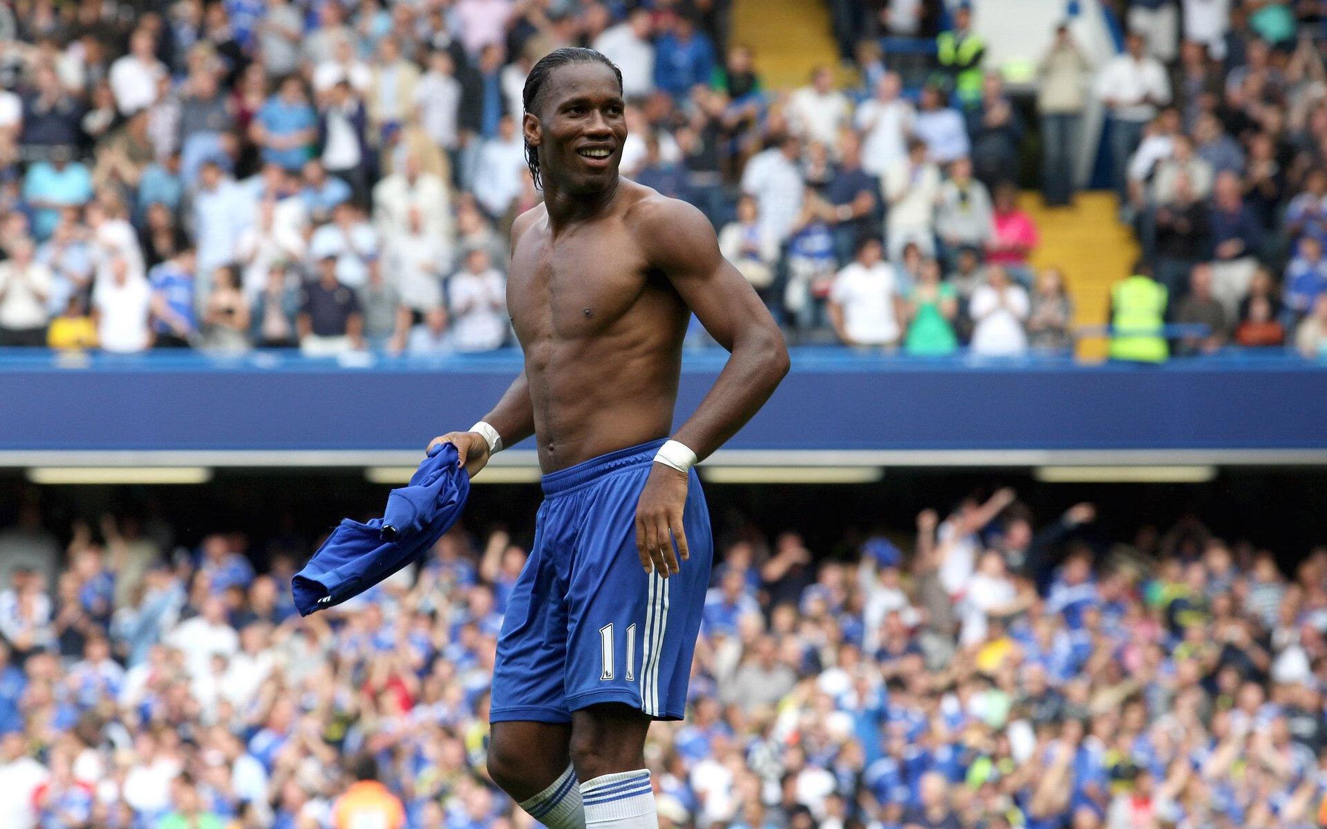 塞维利亚球迷组织发起空场抗议，西甲对阵皇家马德里上半场看台冷清